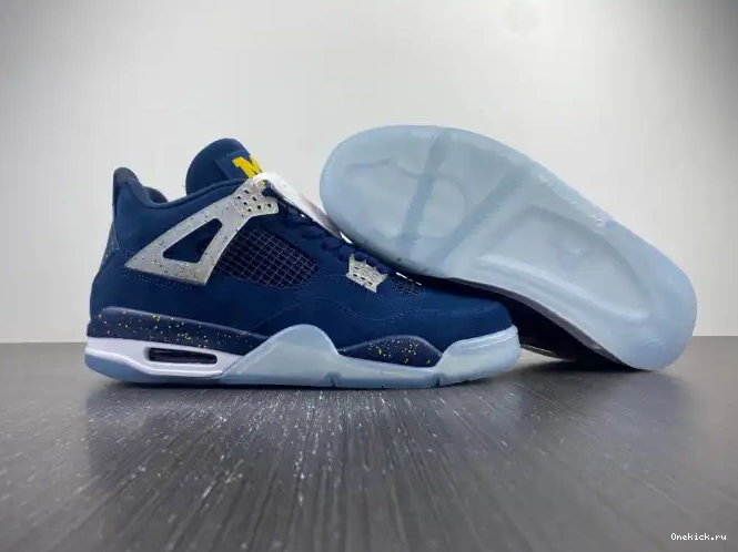 One Kick Retro 4 Jordan Michigan (PE) AJ4-1036660 Air 0526
